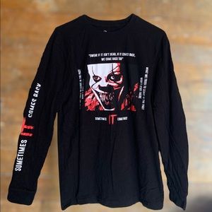 IT 🎈 long sleeve black cotton T shirt size small